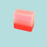 Savon Fidelis Yoni fraise, emballage artisanal et authentique, lot de 2 barres.