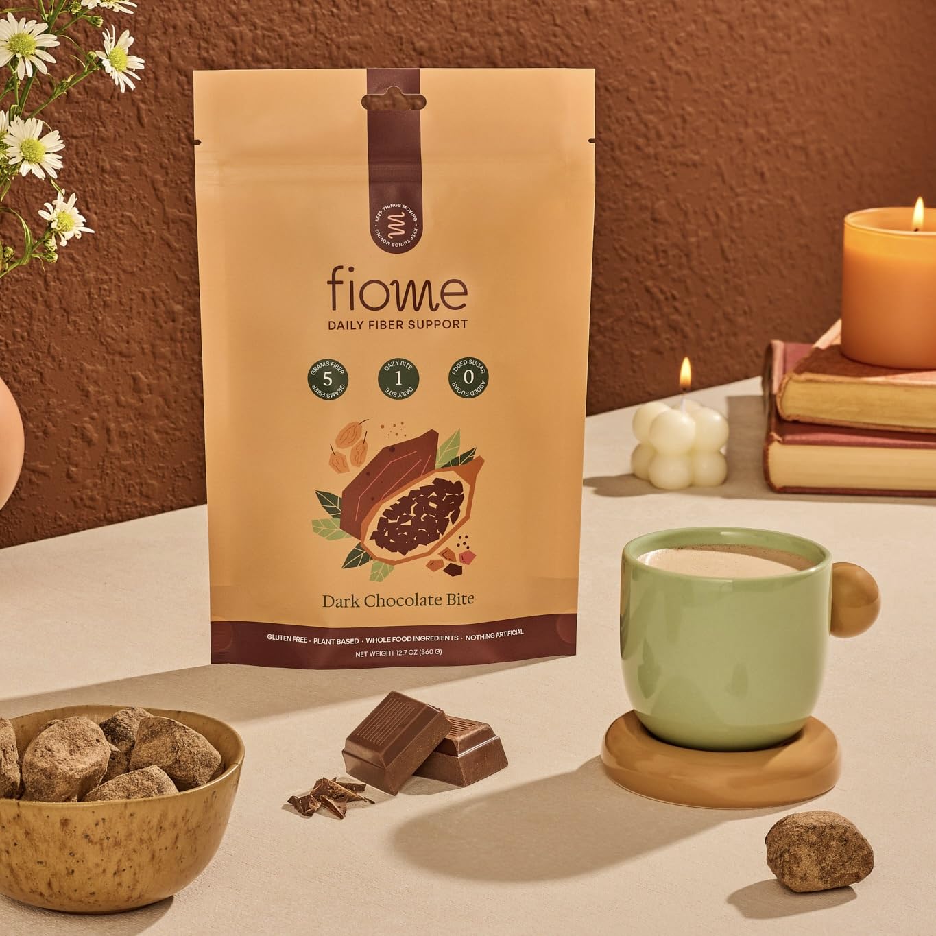 Fiome Fiber Bites bouchée chocolat noir, dégustation gourmande et saine.