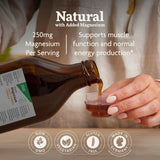 Versement dans un verre, texture agréable et facile à mélanger avec Floradix Magnésium.