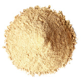 Food to Live Poudre Maca Jaune – bocal ouvert prêt pour smoothies.