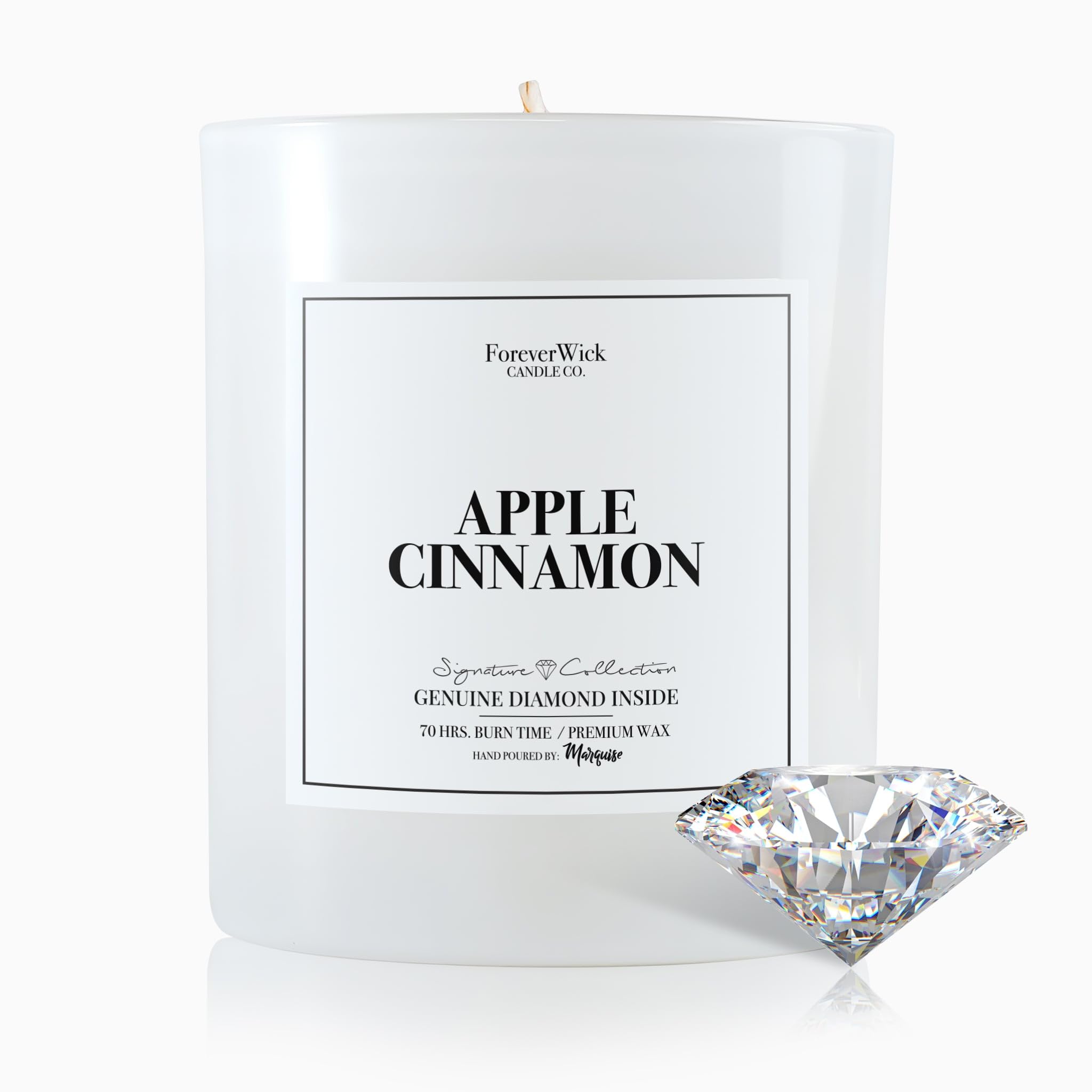 ForeverWick Vela Manzana Canela con Diamante dentro, ideal para recuerdos duraderos.