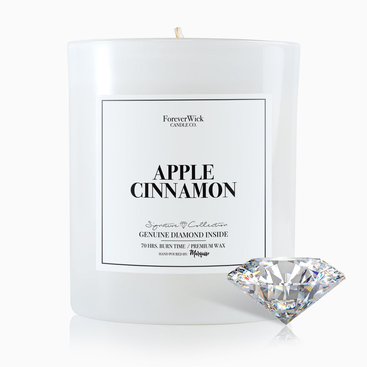 ForeverWick Vela Manzana Canela con Diamante dentro, ideal para recuerdos duraderos.