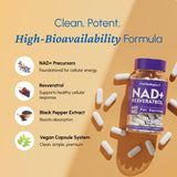 Fortematic NAD+ Resveratrol — prise avec eau pour une consommation simple et pratique.