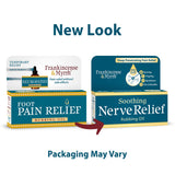 Huile FRANKINCENSE & MYRRH sur la main pour relief nerveux ciblé.