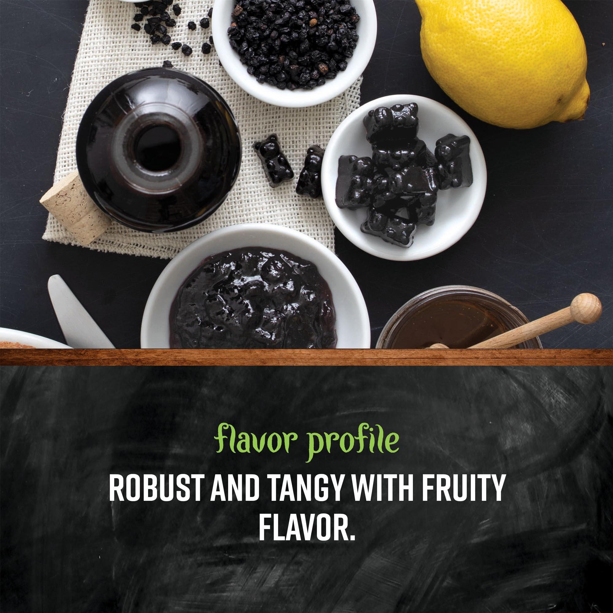 Poudre de sureau Frontier Co-op prête à être ajoutée aux smoothies et mélanges.