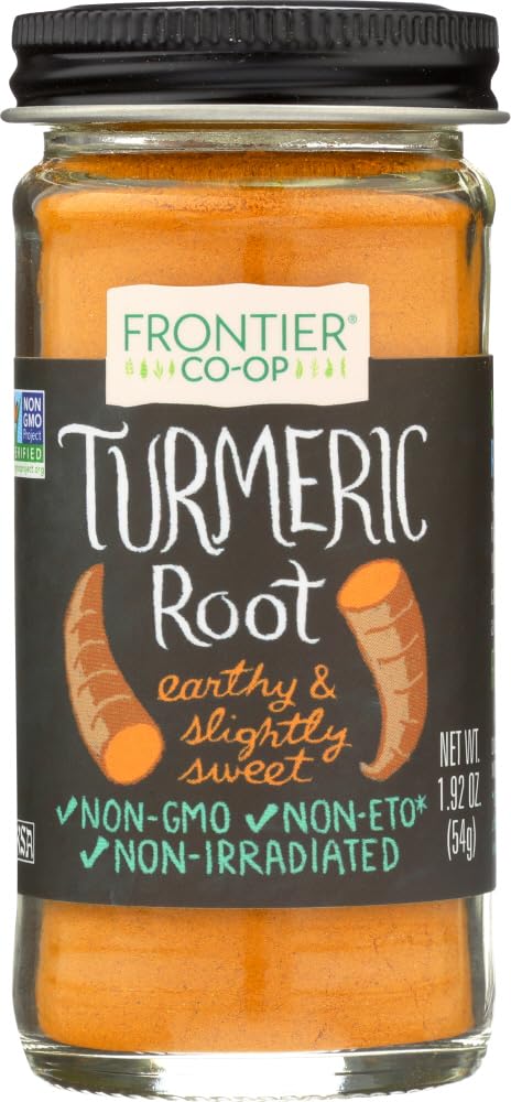 Curcuma moulu Frontier Co-op dans un pot, rehausse les plats au curry.