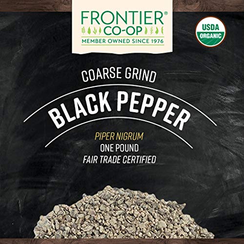 Poivre noir Frontier Co-op bio, grains entiers prêts pour plats savoureux.
