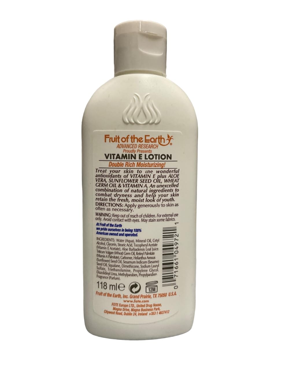 Fruit of the Earth – texture crème légère en action, hydratation ciblée.