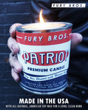 Flamme Arrowhead, parfum tonka fumé, crée une atmosphère cosy autour du feu.