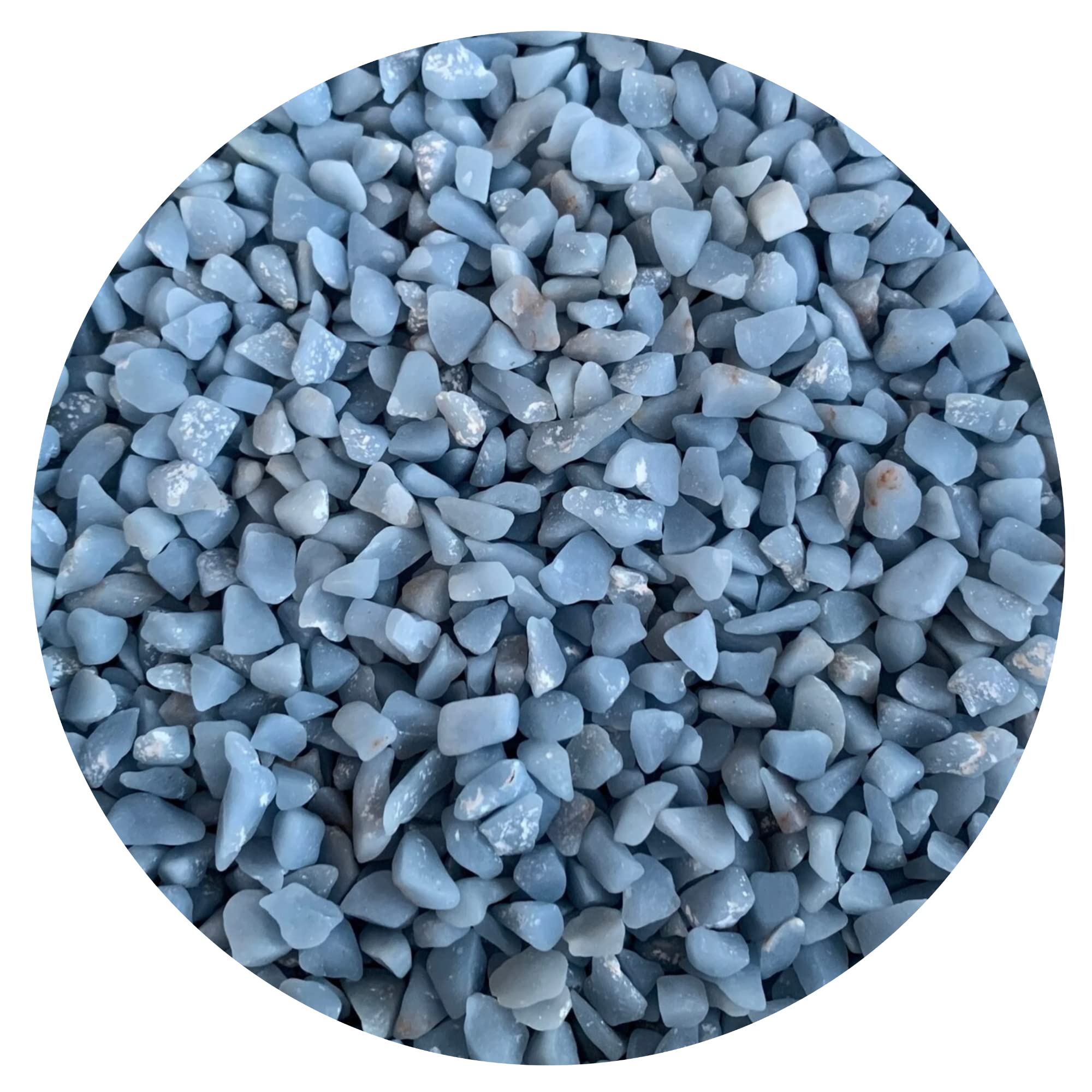 Chips Angelite semi-polies de GAF TREASURES pour décor artistique et créations uniques.