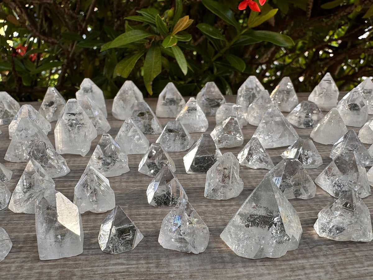 GAF TREASURES Apophyllite-tips: pointe claire pour décoration intérieure et énergie apaisante.