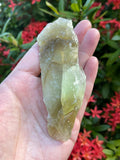 Pierre naturelle calcite verte brute GAF Treasures, parfaite pour tumbling