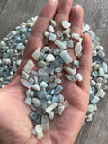GAF TREASURES copeaux d'aquamarine en gros, parfaits pour projets créatifs.