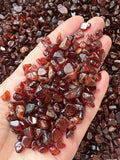 GAF TREASURES grenat orange: mini cristaux 4‑12 mm, parfaits pour bijoux et œuvres d’art.