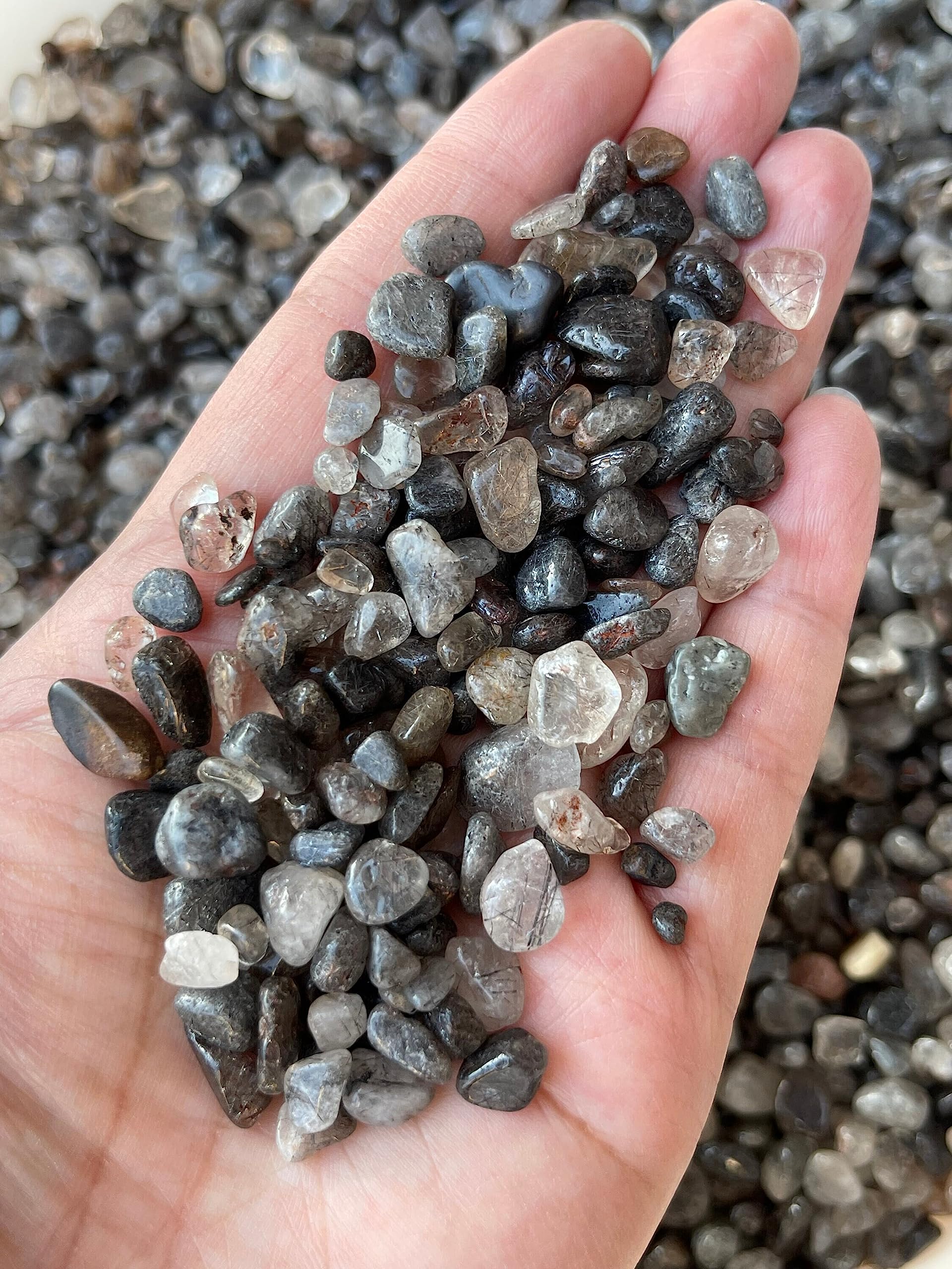 GAF TREASURES natural variations 5mm–12mm chips highlight unique shapes for DIY projects