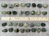 GAF TREASURES Prehnite Rutile – gemme naturelle adaptée au reiki et à la grille