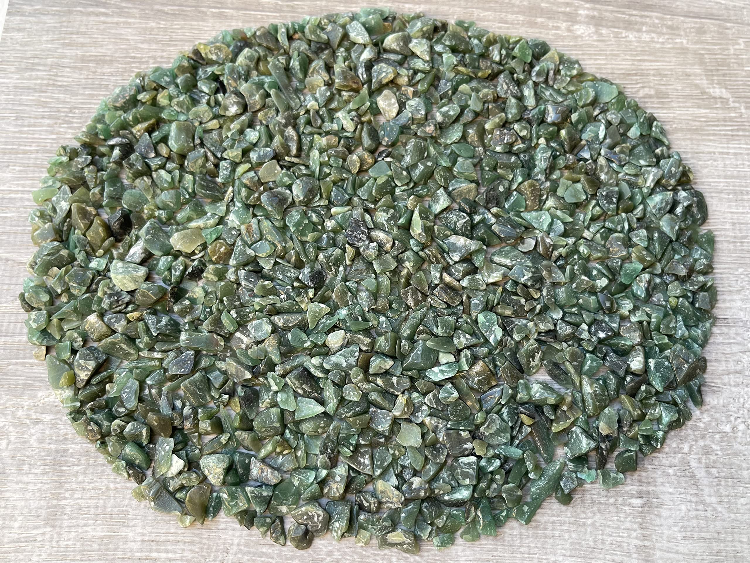 Décoration et projets époxy avec aventurine verte, touches scintillantes et durables.
