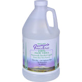 Georges Aloe Vera Drink : verre glacé, rafraîchissement sain et savoureux.