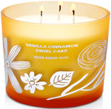 Bougie GIFTAWAY Vanille Cannelle Swirl, scène ambiance cosy pour salon, réchauffe l’atmosphère.