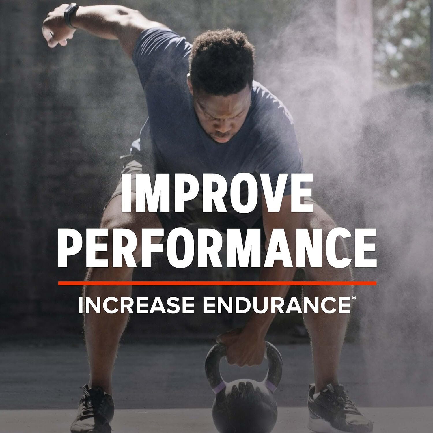 GNC AMP Multivitamine: bouteille illustrant support nutritionnel quotidien.