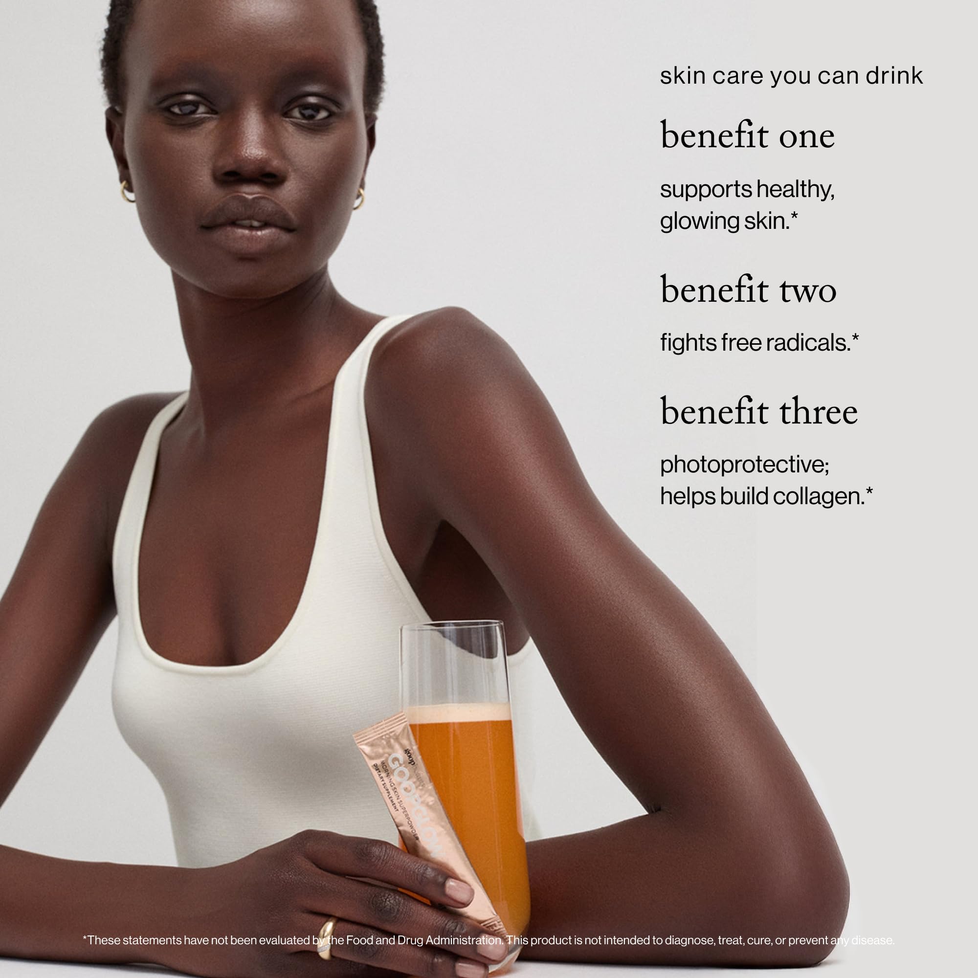 Goop Beauty Mélange Matin pour la Peau : sachet vitamine C et E, soutien potentiel à l'éclat.