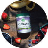 Poudre dans verre avec Green Foods, mélange rapide et lisse