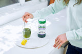 Green Foods Green Magma : cuillere-doseuse pratique pour un dosage quotidien.