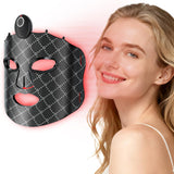 Greprety masque lumière rouge sur le visage, utilisation douce pour une routine beauté à domicile.