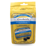 Grether's Original Cassis Pastilles dans leur boîte, prête à l'emploi pour la gorge.