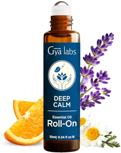 Gya Labs Deep Calm roll-on, bouteille compacte prête pour le voyage et l'aromathérapie.