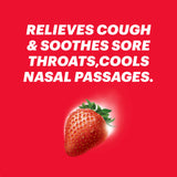 Dissoudre lentement une goutte HALLS Relief Fraise pour apaisement.