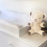 Boîtier haut-parleur amovible SNOObear, facile à transporter dans le sac.