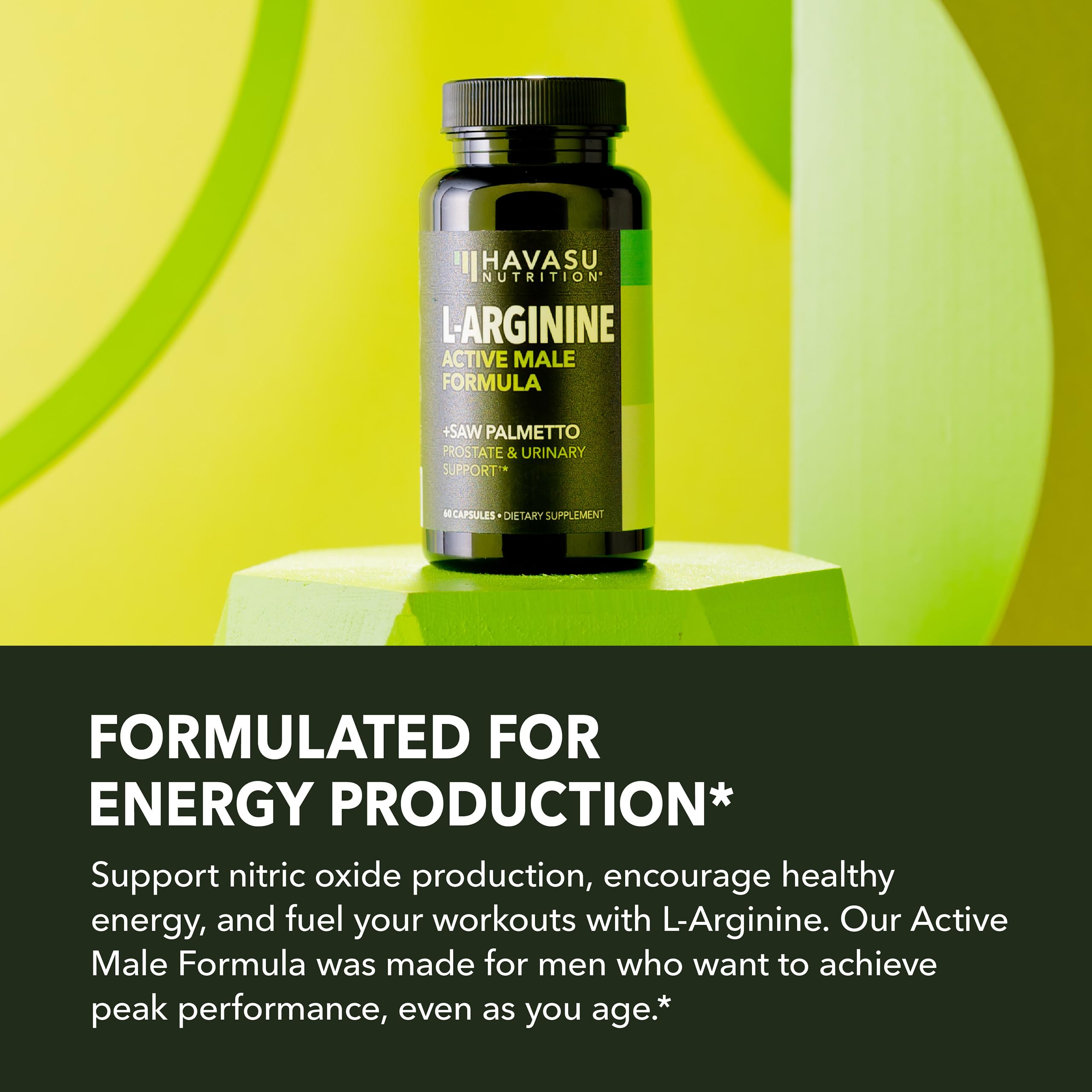 Verre d'eau avec HAVASU NUTRITION arginine-saw-palmetto pour usage quotidien.