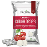 Pastilles HERBION Naturals cerise – emballage pratique et compact.