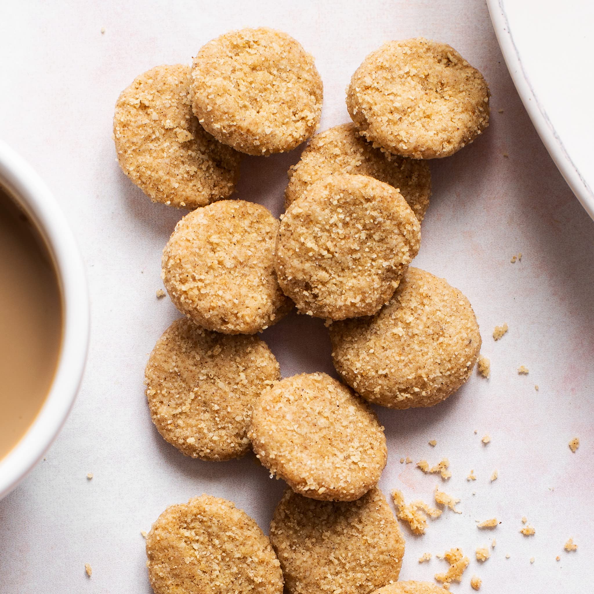 HIGHKEY Snickerdoodle cannelle-visible: parfum chaleureux et goût maison.