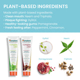 Utilisation quotidienne du dentifrice Himalaya Botanique pour une routine sûre.