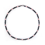 Collier magnétique Hion en hématite, allure sophistiquée et porté quotidien.