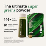 Pelle-doseur Huel mesurant la poudre Verdure Quotidienne pour le matin.
