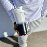 Ice Shaker repères internes pour doser et mélanger avec précision.