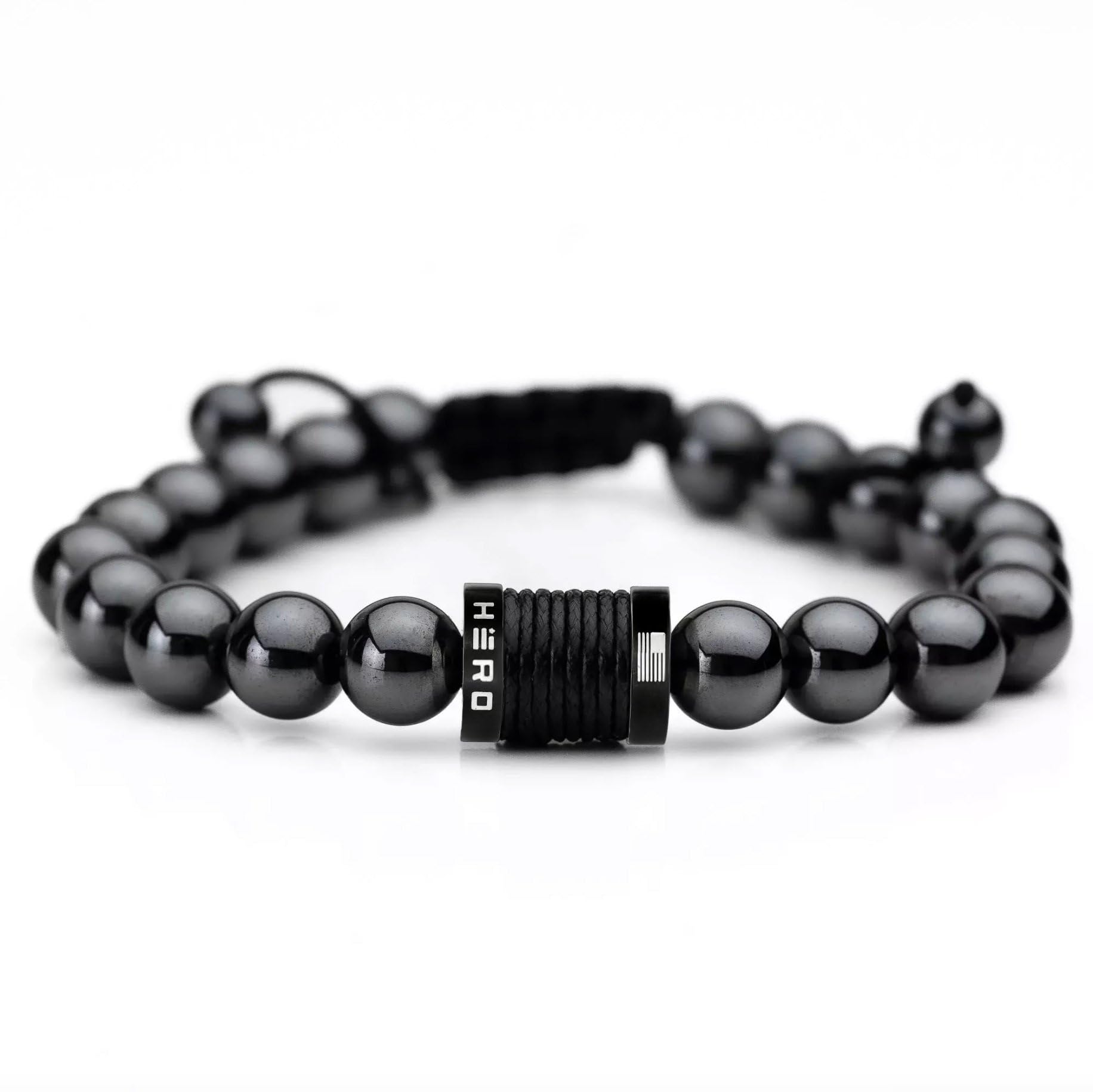 Bracelet iHeartDogs Hero magnétique en hématite et titane, style robuste.