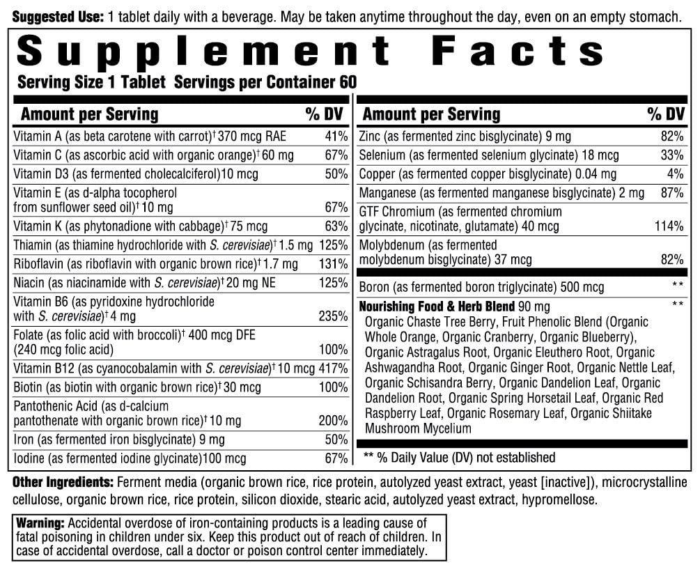 Innate Response Formulas Women's One Daily — Comprimés en premier plan, pratique pour la routine.