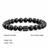 IQIC bracelet design unisexe léger et discret pour le quotidien.