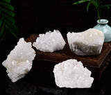 JIC Gem géode quartz clair, idéal pour bureau et décoration naturelle.
