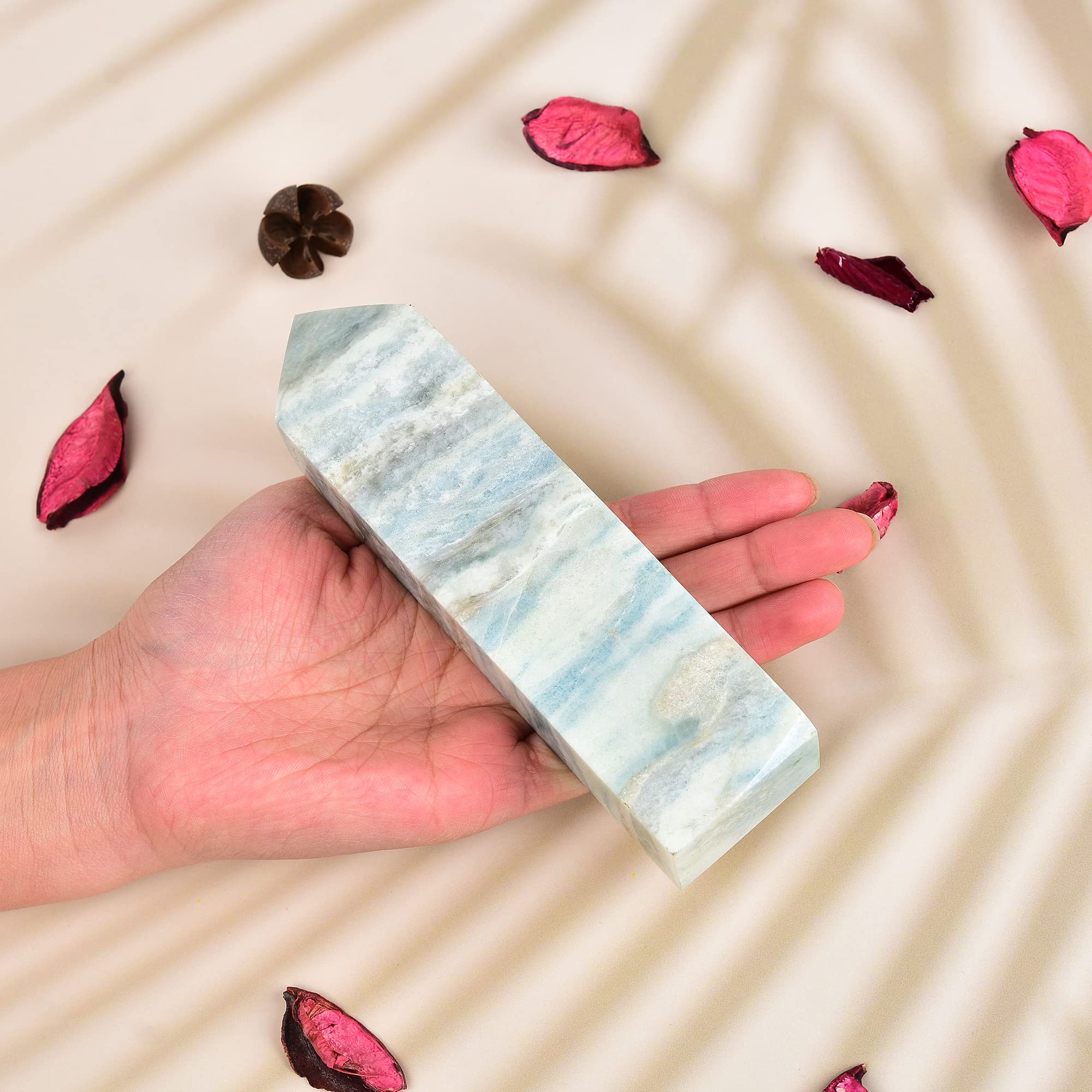 Obélisque quartz bleu JIC Gem, focalisant la méditation et la clarté