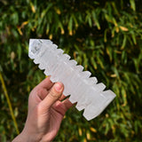 Pagode quartz clair JIC Gem, design zen pour espace de travail.