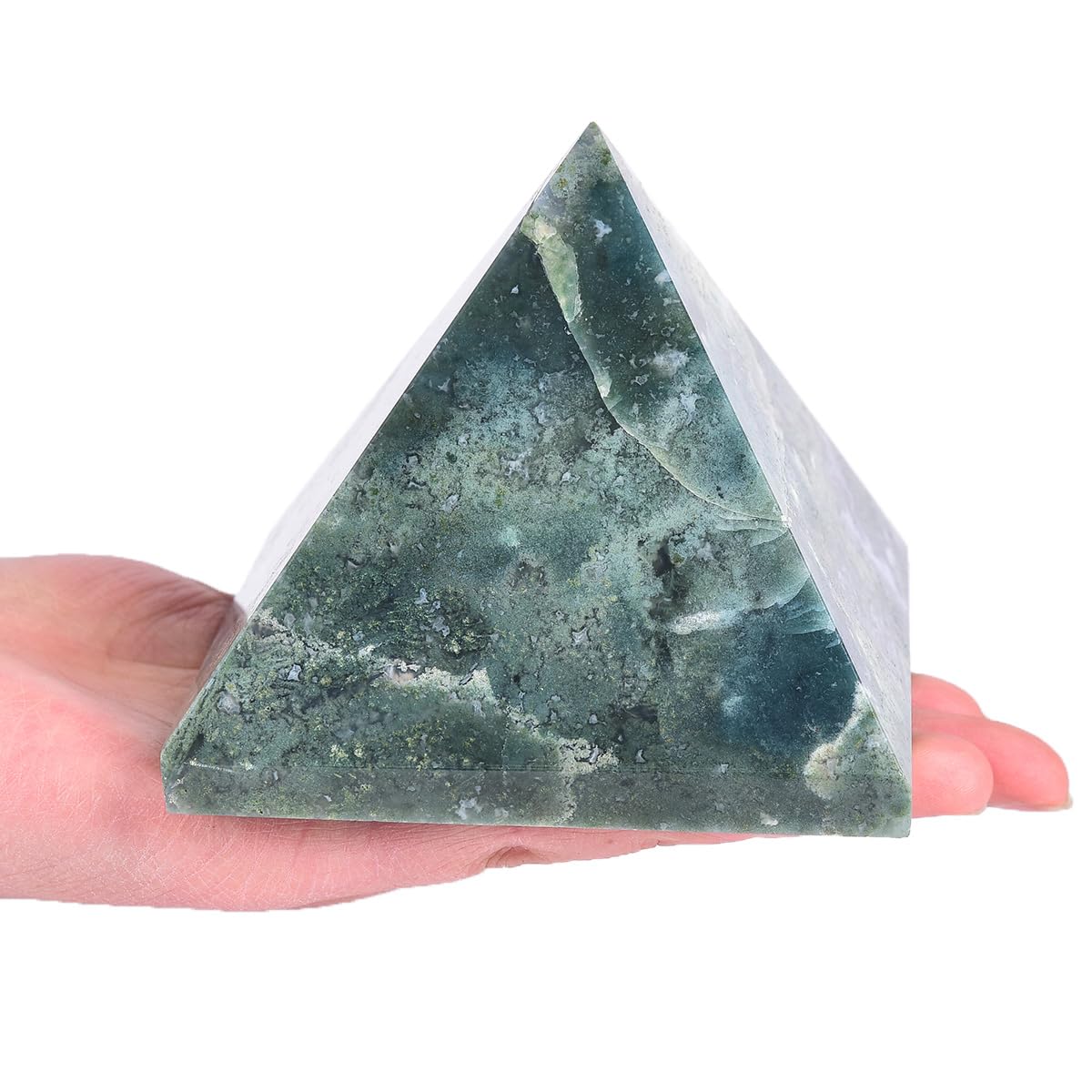 Pyramide pour méditation: calme intérieur et focalisation lors des séances.