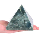 Pyramide pour méditation: calme intérieur et focalisation lors des séances.
