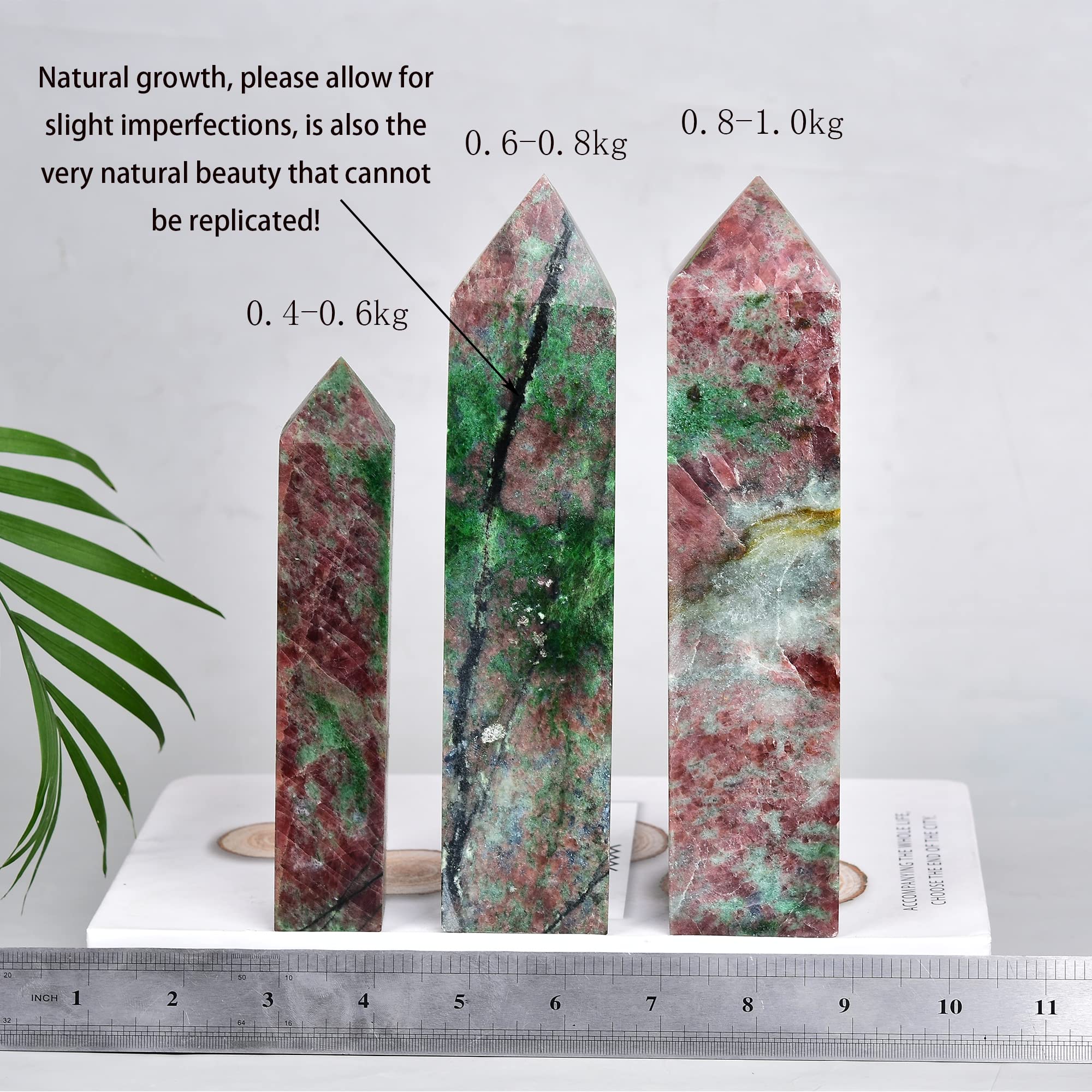 JIC Gem quartz fraise rouge et vert obelisque: pièce naturelle unique pour collectionneurs.