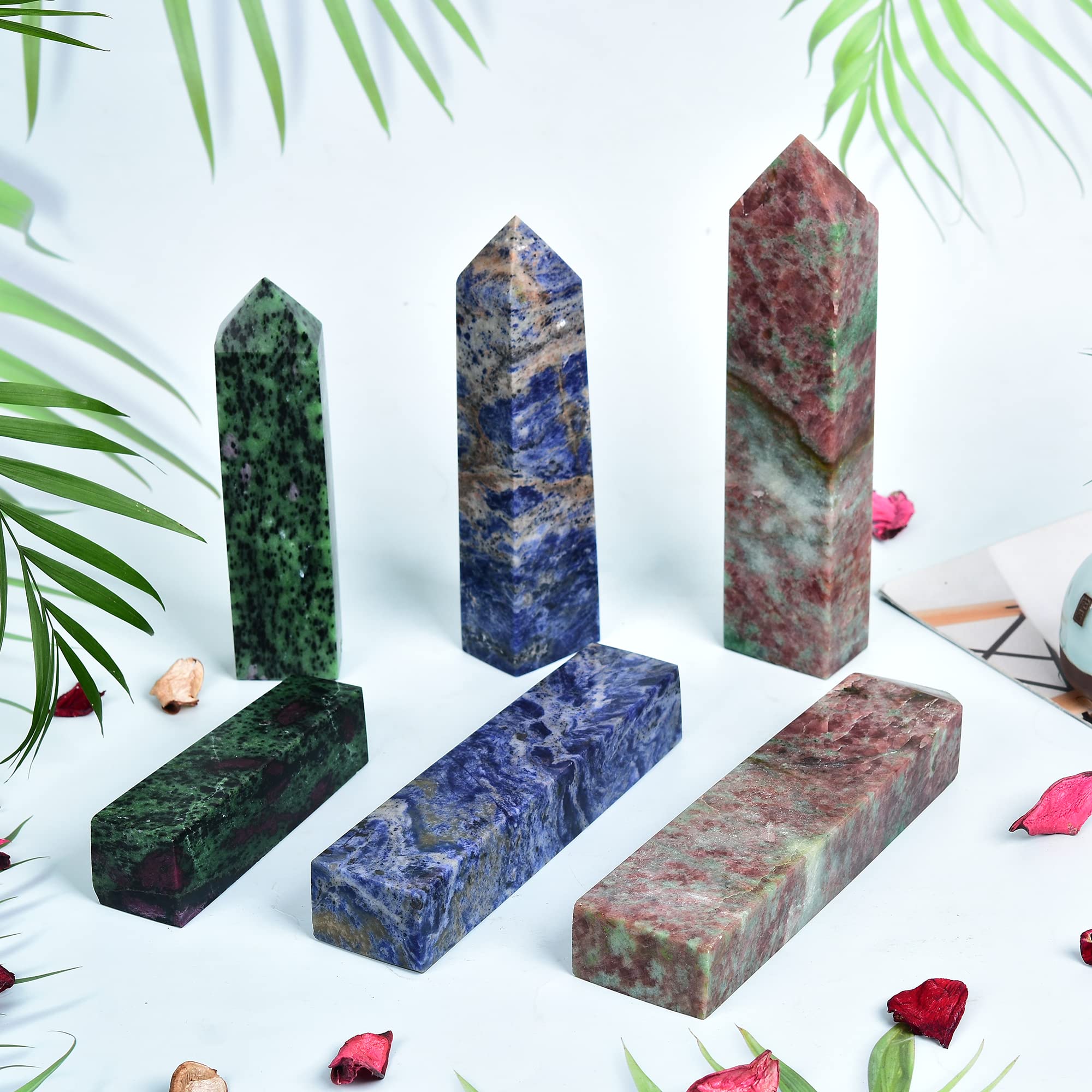 JIC Gem quartz fraise rouge et vert obelisque: pièce naturelle et unique, légère imperfection possible.