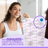 Tablettes JJ CARE adaptées aux dents des enfants, coloration visible.